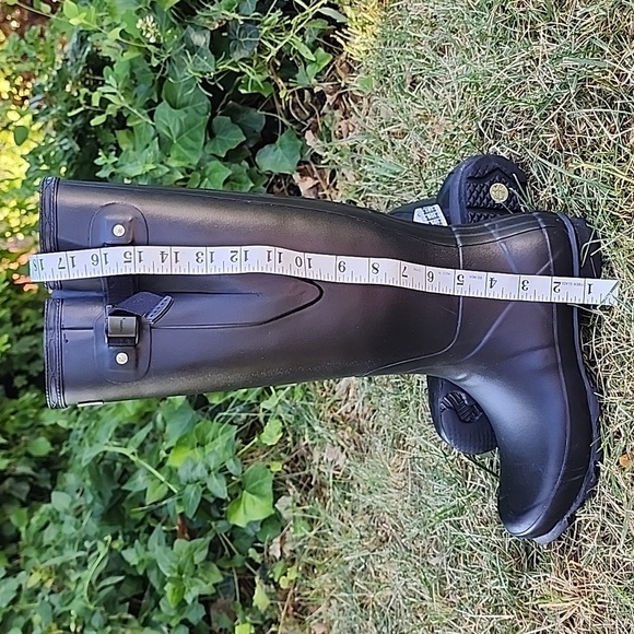 Hunter Black Winter Rain Boots Waterproof Durable - Picture 14 of 14